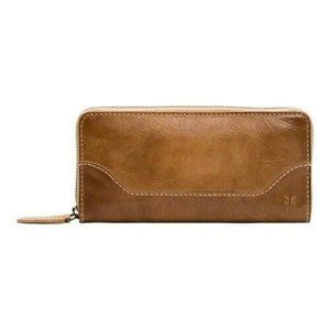 NWT Frye Melissa Zip Wallet, Beige